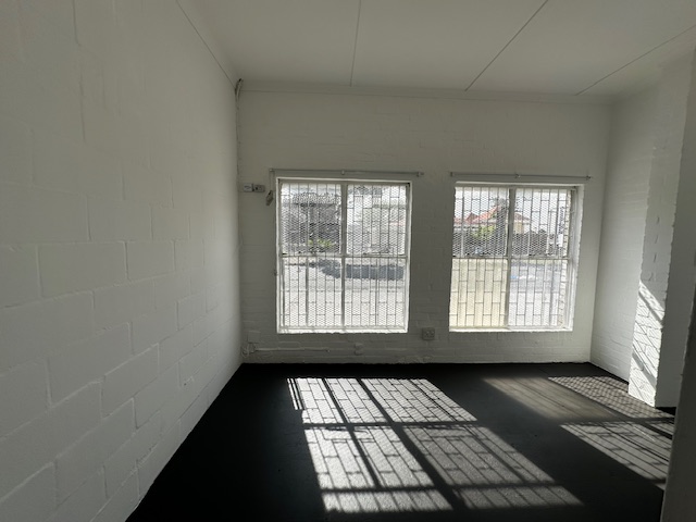 To Let Commercial Property for Rent in Maitland Western Cape